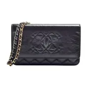 CHANEL 經典雙C LOGO漆皮金銀鍊翻蓋暗扣WOC/斜背包(黑色)