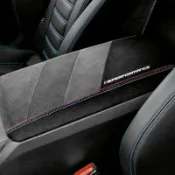 MPerformance BMW原廠i4系列 G26 / G26 Lci全車系 Alcantara中央扶手 麂皮【YG】