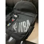 24小時出貨 NBA 後背包 購於麗寶樂園百貨公原價3千多元二手 用過幾次 後背包2026年買的正版NBA魔鬼粘背包