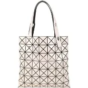 【ISSEY MIYAKE 三宅一生】PRISM BAOBAO 7x7亮面幾何手提托特包-裸膚(日本精品包)