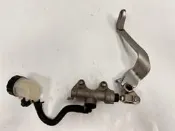 ＊LUCKY＊ 二手 YZF-R15 V4 原廠 後剎車總泵 後主缸總成