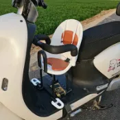 三木優選 電動車兒童座椅 機車兒童座椅 電動車兒童坐椅前置電瓶車電車摩托車踏板車小孩兒童寶寶座椅