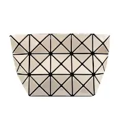 【ISSEY MIYAKE 三宅一生】BB56AG045 BAO BAO經典幾何方格亮面手拿包/化妝包(裸膚色)