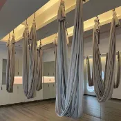 空中瑜伽掛布【彈性舒適承重佳】純色兩點式 反重力吊床 室內瑜珈吊繩 彈力布鞦韆 瑜珈館居家練習用