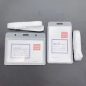 〈Kennyart巨城〉簡約PP證件套/橫直式設計/附頸掛繩/識別證/悠遊卡夾/防刮耐用