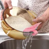 便利洗米瀝水板 洗米瀝水掛勾 瀝水板 洗米器 瀝水器 過濾器 台灣現貨【DH296】