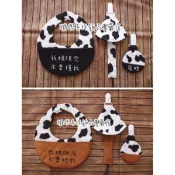 璐兜手作飾品專賣店～日本布料.親膚二重紗.乳牛🐄牛寶寶彌月禮盒.扇形奶嘴套組.香草奶嘴鍊.刺繡姓名香火袋彌月禮盒