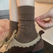 柳惠珠襪子 美拉德咖色襪子女春秋純棉中筒襪復古日系碎花長襪配勃肯鞋堆堆襪
