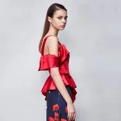 【iROO】紅色緞面背心