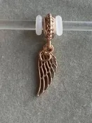 pandora潘多拉玫瑰金守護天使翅膀吊墜，正品保證，93新，壹顆免運