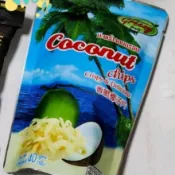 【現貨天天寄+享免運】🎅【泰國榴槤糖 泰國天然原味椰子脆片Coconu Chips酸子糖300g