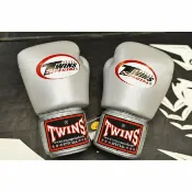 Marc jacobs旗艦店 『VENUM旗艦館』Twins泰國 手工真皮10oz拳擊手套-銀色~Everlast Top Kings拳擊參考