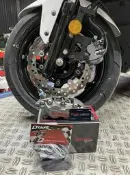 DRG158 改 BREMBO 對四銀底紅字+卡鉗座 公司貨