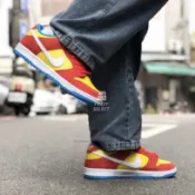 【逢甲 FUZZY】NIKE SB DUNK LOW BART SIMPSON 辛普森 黃紅藍 麂皮BQ6817-602