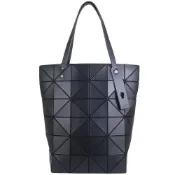 ISSEY MIYAKE 三宅一生 BAOBAO 黑色皮質三角格6x6拉鍊直立托特包