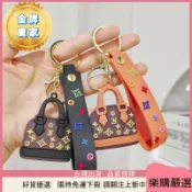 🚀臺灣發貨⚡卡通驢家 迷你包包 鑰匙扣 時尚L小香包包 汽車鑰匙鏈 掛件 包包配件 包包吊飾