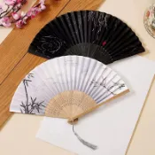 【台灣現貨⚡隔日到貨】扇子 手扇 古風 絹布 折扇 摺疊扇 絹扇 竹扇 隨身扇 紀念品 禮品折扇、摺扇、扇扇子折扇古風竹