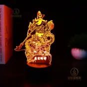 🙏🏻已開光過爐🙏🏻關公擺件 關聖帝君 新款關公3d小夜燈usb插電鎮宅招財武財神關二爺創意燈桌面小擺件