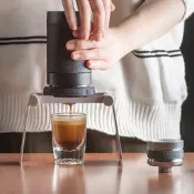 1Zpresso Y3 金鋼版 便攜式手壓咖啡機意式濃縮戶外小型迷妳隨身