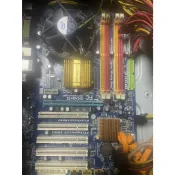 技嘉 GA-P43-ES3G 775腳位 英特爾P43晶片 6組SATA 4組DDR2 5組PCI (中古拆機板)