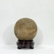 (店+)【御古齋】加里萬丹 沉香 風水球 貢珠 球來運轉 油脂豐富 生聞清新淡雅 淨化心靈 開運擺件 附木座 0417