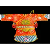 {凡塵佛俱百貨批發}軟身媽祖 神明衣 紅色/橘色 （一套 包含 衣服 鞋子 内衣褲 腰带)古體平蔥繡軟身衣
