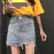 女生短裙 牛仔短裙 短版裙 單寧短裙 半身短裙 包臀裙 軟妹必備 高腰顯瘦百搭磨破邊牛仔半身裙短裙
