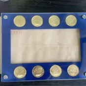 特價，保真2008年北京奧運紀念幣大全套8枚1,2,3組 奧運會紀念幣帶禮盒，壹套8枚，帶盒子，實物如圖，品相.Y