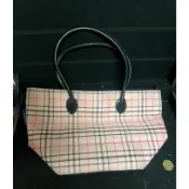 Burberry 日本限定藍標 經典 夢幻 粉紅 格紋 水餃 托特包 年輕 風格 簡約 日常 休閒 女生包包 精品