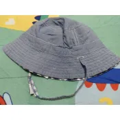 Baby Gap 藍白格紋的嬰兒雙面漁夫帽6-12m•不含運滿百出貨•
