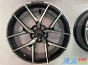 【頂尖】全新類賓士AMG137 19吋鋁圈 5X112 9.5/8.5J ET45前後配  五爪開Y岔亮黑銀車面