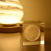 協貿國際日用品生活3館 3D立體浮雕月球水晶球八音盒藍牙音樂盒七夕送女友禮物鎮紙擺件