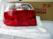 TOYOTA VIOS '02 原廠 後大燈 含燈泡