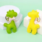 (店+)【LEESA】手機吊飾\情侶吊飾\蝴蝶結\皮革\長頸鹿\鑰匙防丟\隨身\背包扣環\造型鑰匙圈\手工藝品\禮物鑰匙扣\汽車鑰匙扣