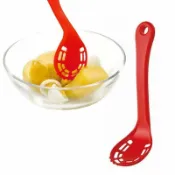 asdfkitty可愛家精品店 asdfkitty*日本製 MARNA 紅色撈網湯匙/搗泥器/濾杓搗碎器/火鍋撈網/副食品.馬鈴薯壓泥