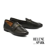 低跟鞋 HELENE_SPARK 時尚品味橢圓長釦羊皮樂福低跟鞋－黑