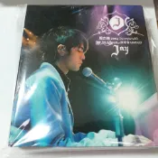 周杰倫首場 無與倫比演唱會CD+VCD紙盒裝+寫真冊極新絕版紙盒