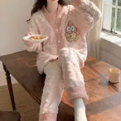 軟綿綿睡衣女秋冬珊瑚絨小香風開衫加絨可愛ins風派大星家居服