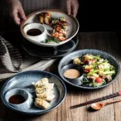 🔥免運🔥陶瓷圓形餃子盤高顏值帶蘸料碟二合一子母盤日式一體壽司專用盤子
