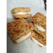 鹹蛋黃方塊酥牛軋餅乾