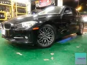 【A-3598】 18吋旋壓鋁圈 輕量化 5孔114 5孔112 5孔120 灰底車面 BMW F30 5系列 實裝圖