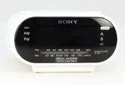 SONY ICF-C318收音機 電子鬧鐘,雙鬧鐘,時間 日曆,綠光螢幕LED顯示,時尚都會風,音箱 音響,全新