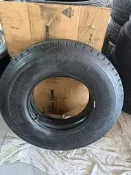 峻嶸輪胎 優質中古 普利司通 700/15 花紋:R200 年份:25 7-8成新 無補胎(米其林瑪吉斯.建大