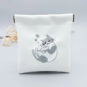 酣睡貓咪刺繡彈片口金包