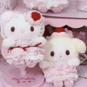 ✨臺灣出貨✨草莓蛋糕美樂蒂包掛件第二彈kitty玩偶車掛飾送禮物女生kt貓公仔