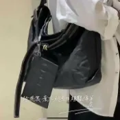 喜挖2店 GRTT各樂系列款垃圾袋黑石Hobo子母托特植鞣褶皺羊皮單肩斜後背包