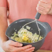 KitchenAid 美國 不鏽鋼搗泥器(岩灰25.5cm) / 馬鈴薯壓泥器