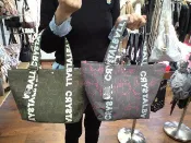 ●灰款(L)現貨●GARCIA MARQUEZ(Crystal ball)狗頭包Coloful Peace Bags