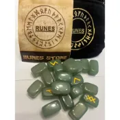 (店+)【藥魂】東陵玉 盧恩符文石 盧恩水晶 符石 Rune 占卜道具 魔法儀式 拍照道具 新手入門 東菱玉