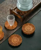 森活選物 【故宮黃楊木】杯墊 茶托 茶墊 隔熱墊 鏤空杯墊 透雕纏枝紋 小葉黃楊木 手工雕刻 茶道配件 文創精品 防燙隔熱 適用於A6L